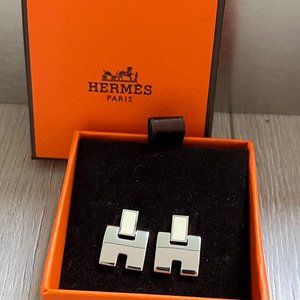 Hermes Brand new Eileen earrings